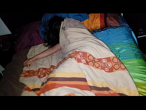 ❤️ Stepson berating sua jovem madrasta enquanto ela dorme. ❤❌ Porno vídeo em nós pt-br.qizpornolar.ru ﹏